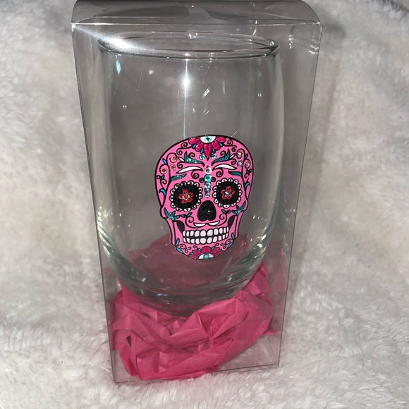 BLING SWAROVSKI CRYSTAL ACCENTED SUGAR SKULL CANDY SKULL STEMLESS WINE GLASS SET - Picture 16 of 16